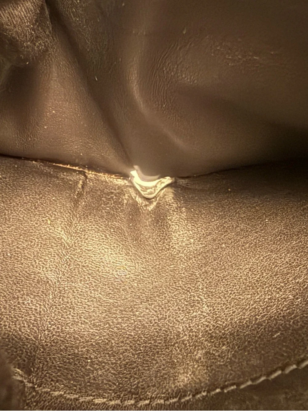 Gucci Guccissima Heart French Flap Wallet - Picture 10 of 16